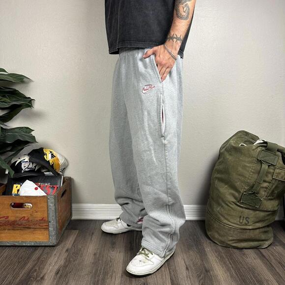 Vintage 90s grey Nike sweatpants baggy wide legged retro sweats XL - Picture 1 of 8